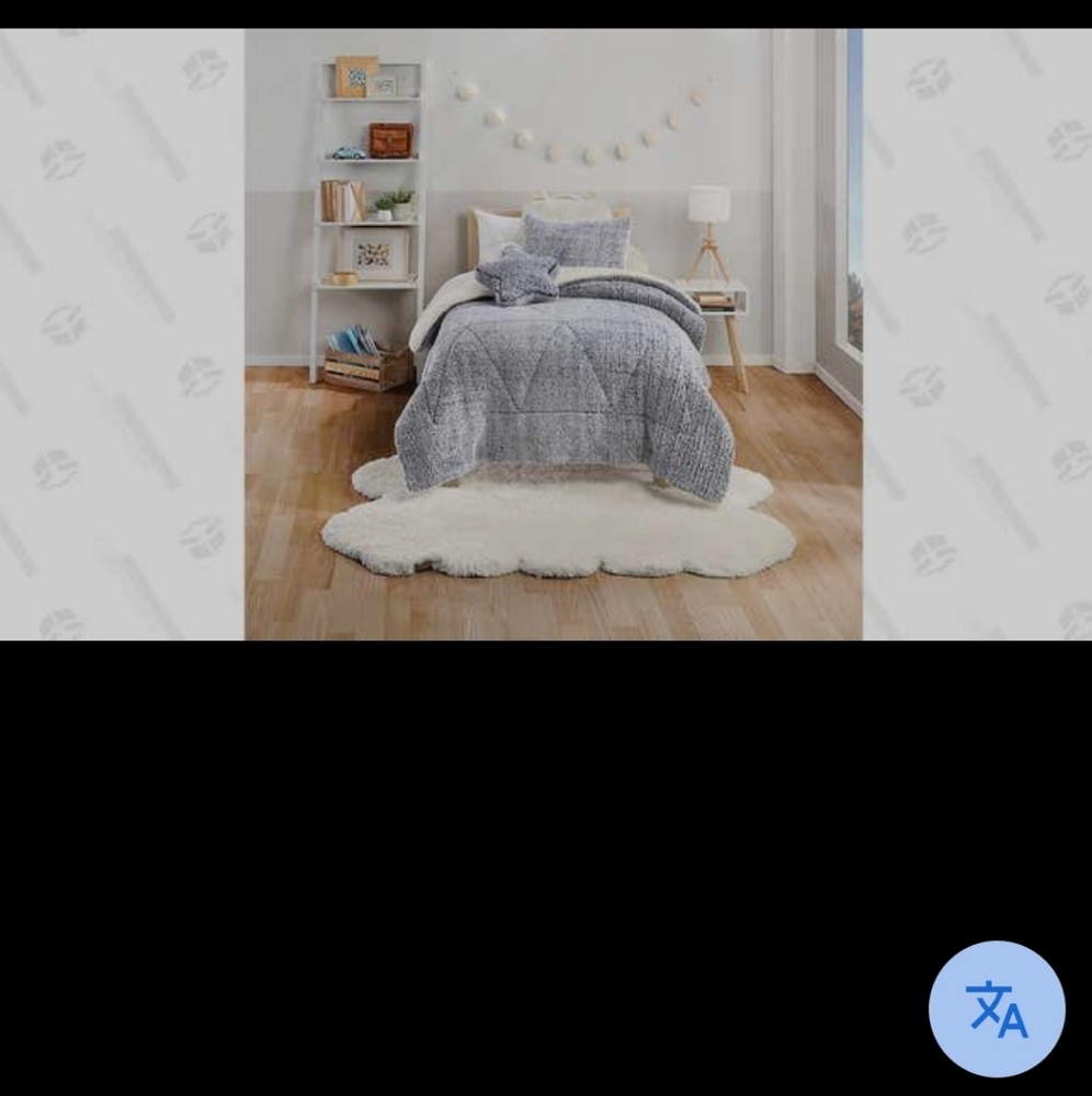 UGG Casey 2-Piece TWIN Comforter Set  NAVY & WHT New, Never Opened, Reversible.